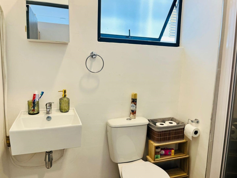 1 Bedroom Property for Sale in Ferndale Gauteng