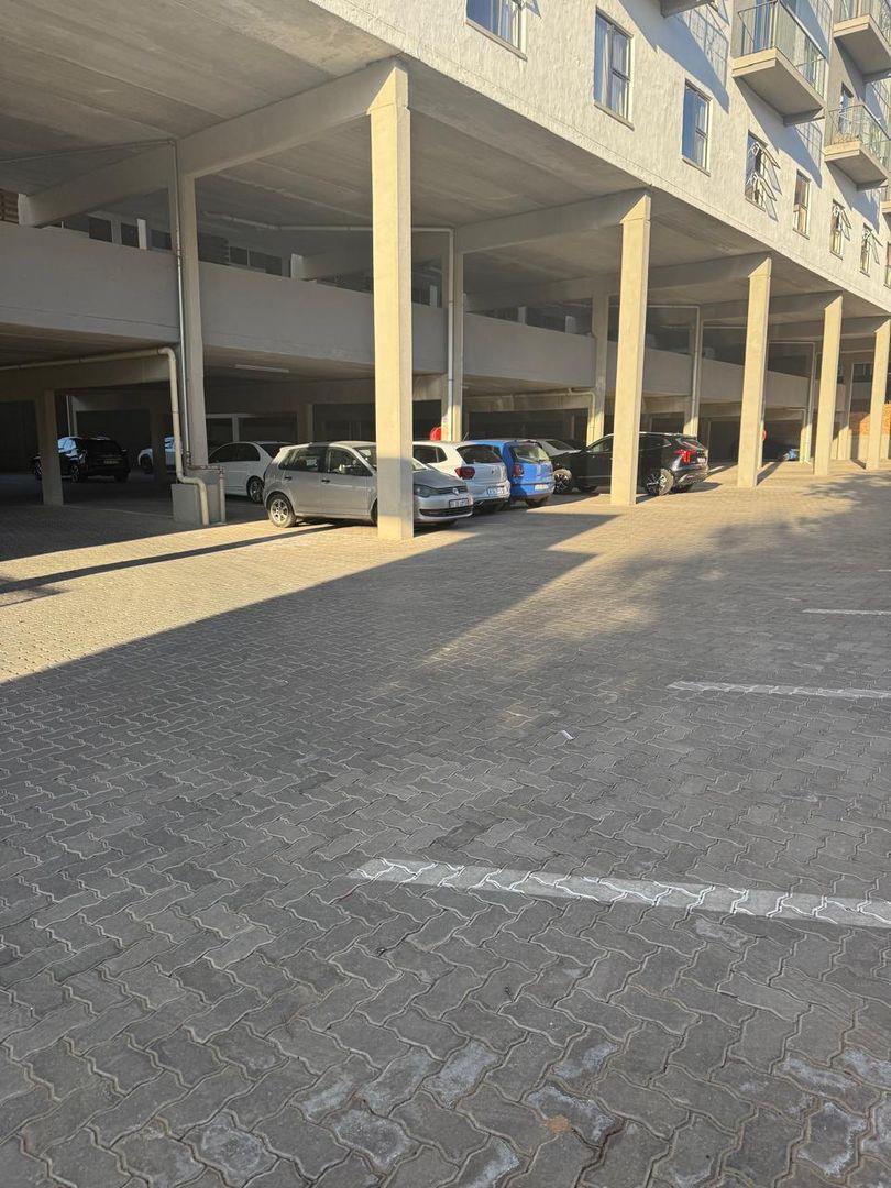 1 Bedroom Property for Sale in Ferndale Gauteng