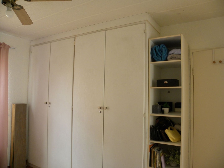 1 Bedroom Property for Sale in Allens Nek Gauteng