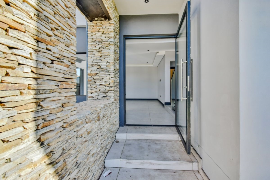 4 Bedroom Property for Sale in Fountainbrook Estate Gauteng