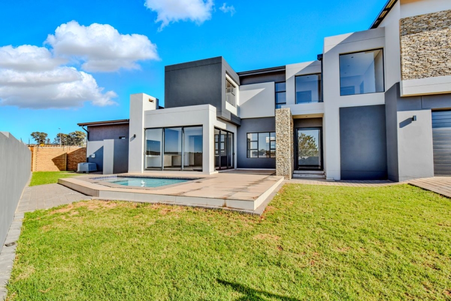 4 Bedroom Property for Sale in Fountainbrook Estate Gauteng