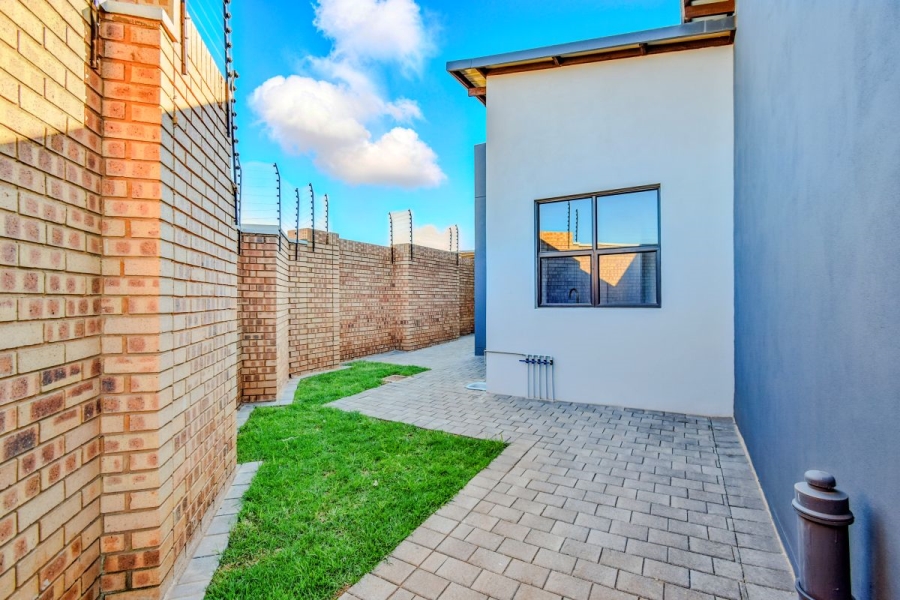 4 Bedroom Property for Sale in Fountainbrook Estate Gauteng