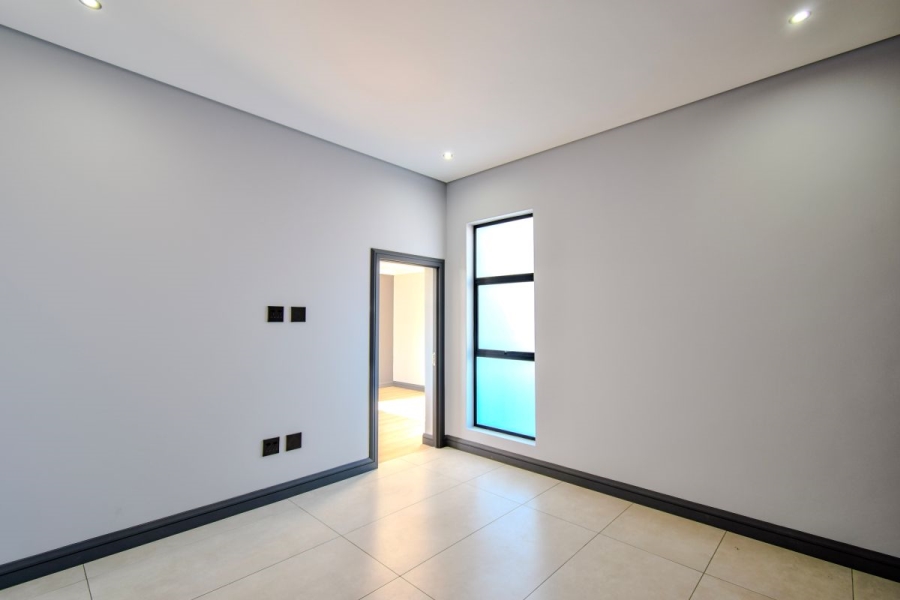 4 Bedroom Property for Sale in Fountainbrook Estate Gauteng