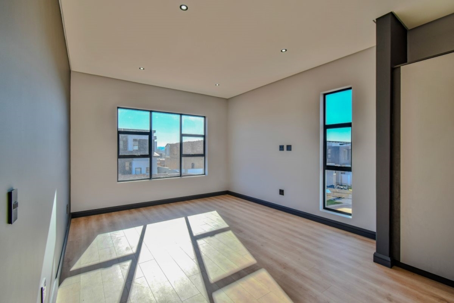 4 Bedroom Property for Sale in Fountainbrook Estate Gauteng