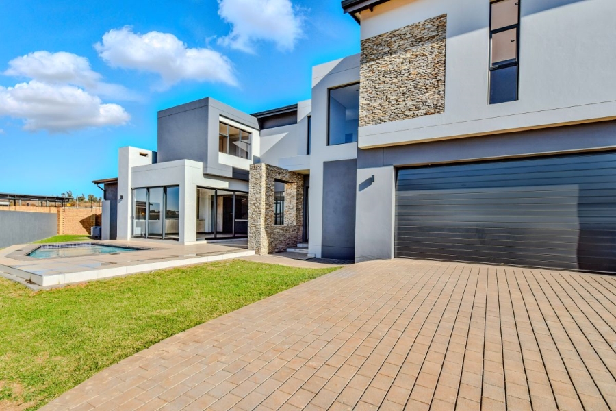 4 Bedroom Property for Sale in Fountainbrook Estate Gauteng
