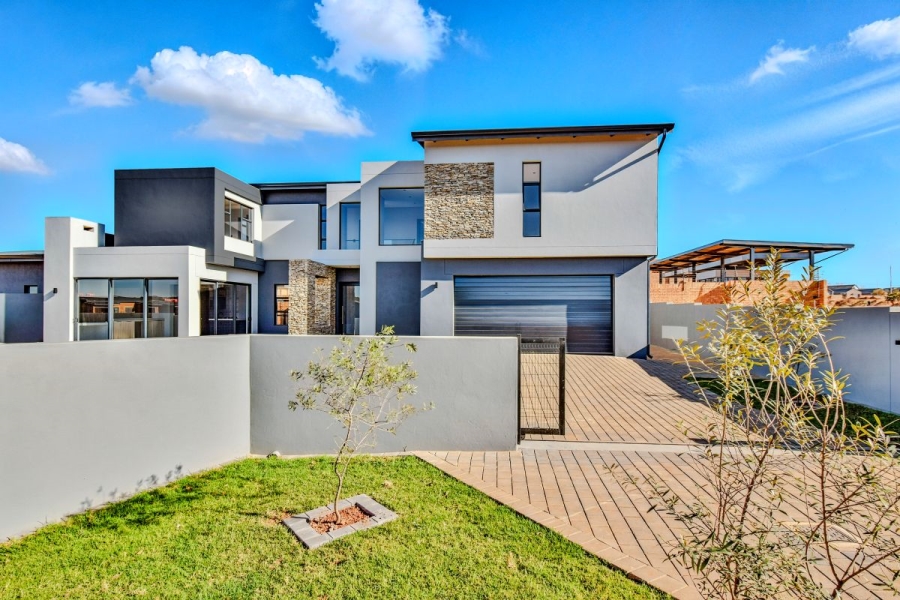 4 Bedroom Property for Sale in Fountainbrook Estate Gauteng