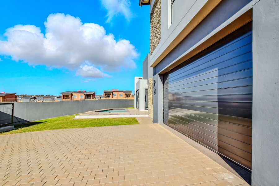 4 Bedroom Property for Sale in Fountainbrook Estate Gauteng