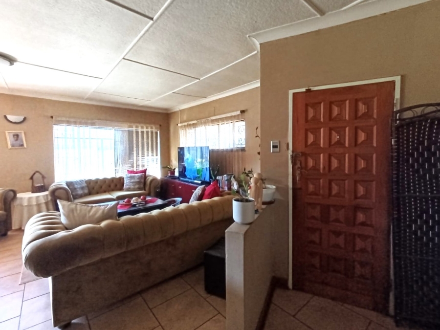 4 Bedroom Property for Sale in Florentia Gauteng