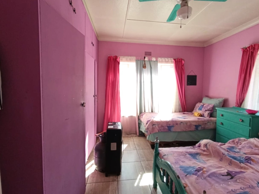 4 Bedroom Property for Sale in Florentia Gauteng