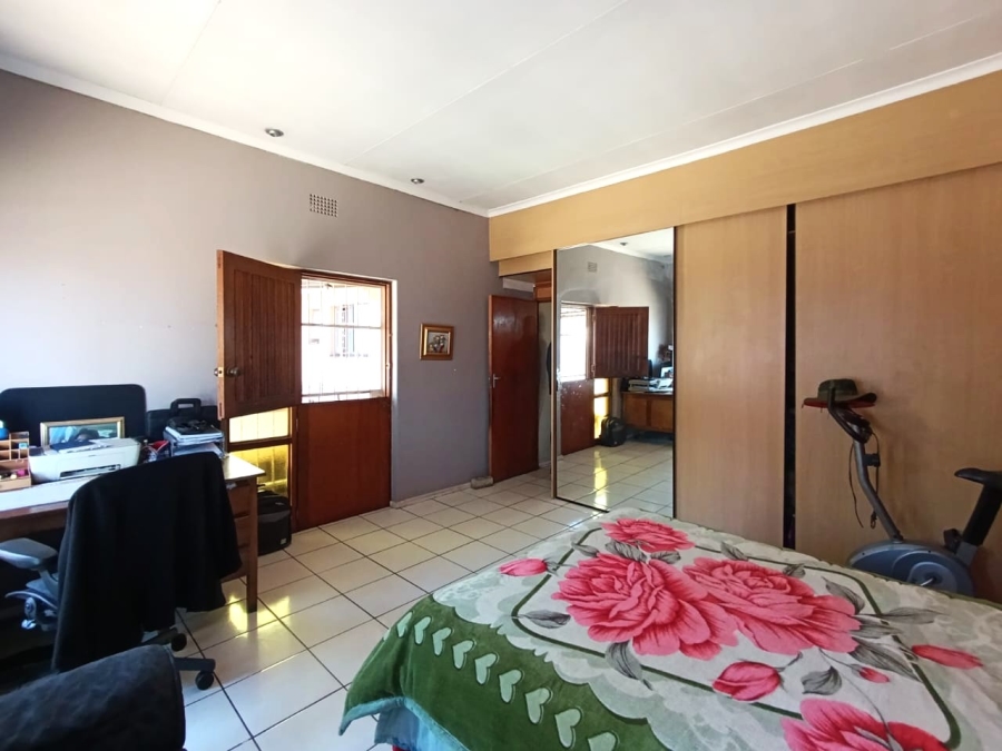 4 Bedroom Property for Sale in Florentia Gauteng