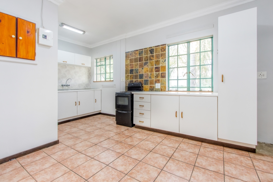 To Let 4 Bedroom Property for Rent in Farmall A H Gauteng