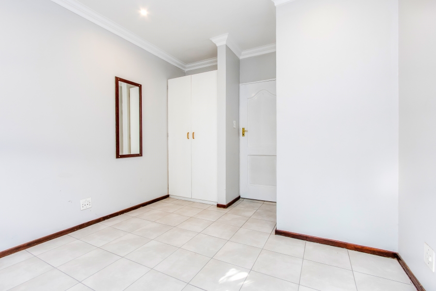 To Let 4 Bedroom Property for Rent in Farmall A H Gauteng