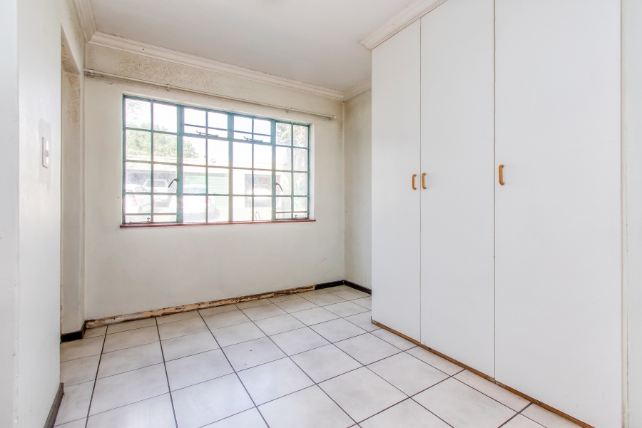 To Let 4 Bedroom Property for Rent in Farmall A H Gauteng