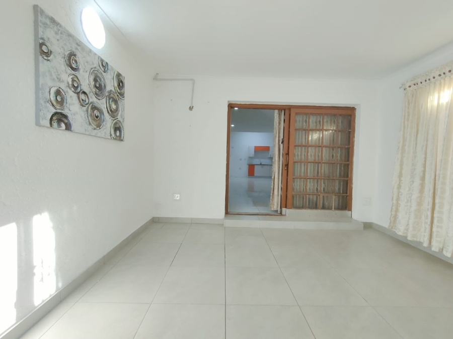 To Let 1 Bedroom Property for Rent in The Gardens Gauteng