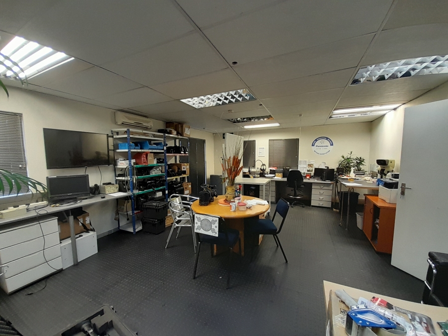 To Let commercial Property for Rent in Halfway Gardens Gauteng