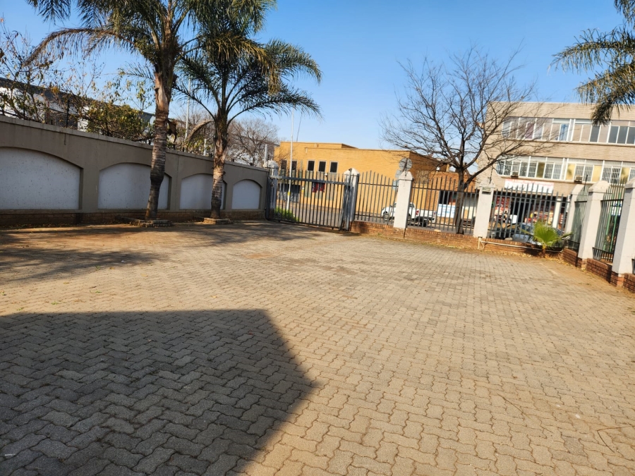 Commercial Property for Sale in Isandovale Gauteng