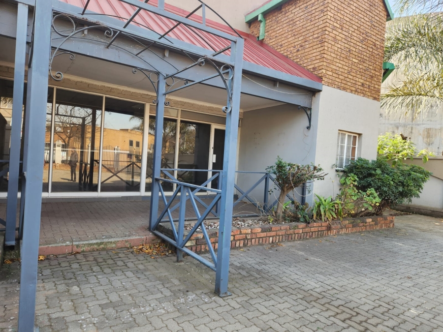 Commercial Property for Sale in Isandovale Gauteng