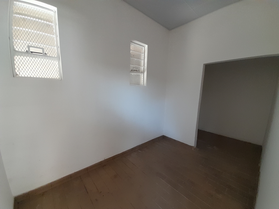 To Let commercial Property for Rent in Halfway House Gauteng