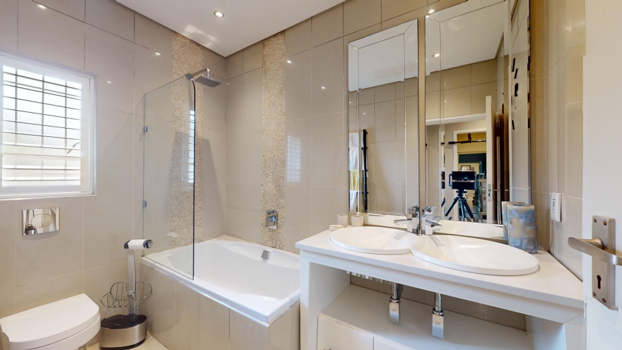 4 Bedroom Property for Sale in Dawnview Gauteng