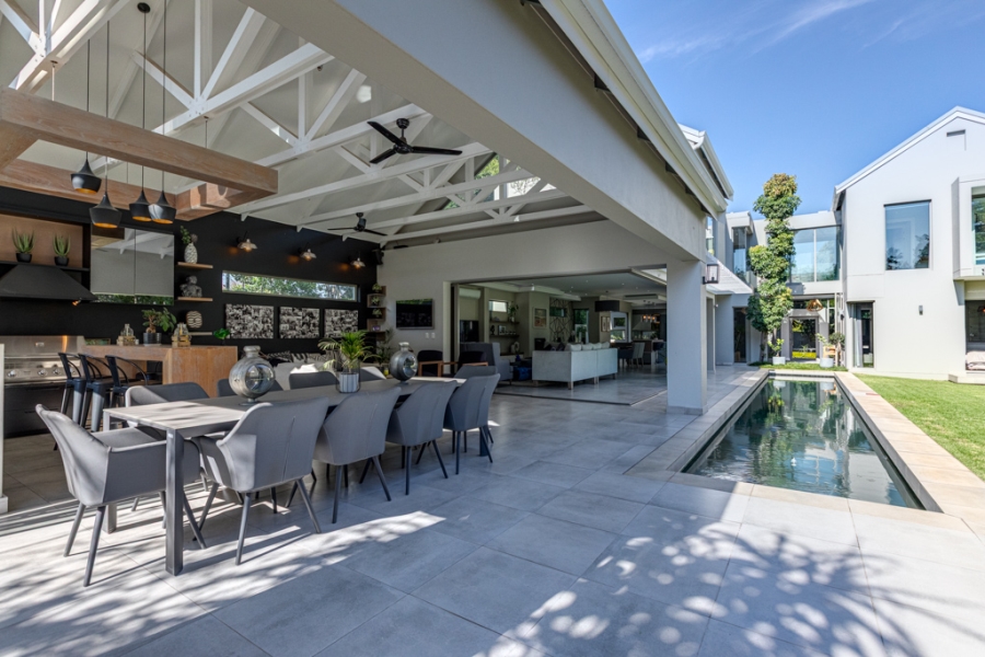 To Let 4 Bedroom Property for Rent in Bryanston Gauteng