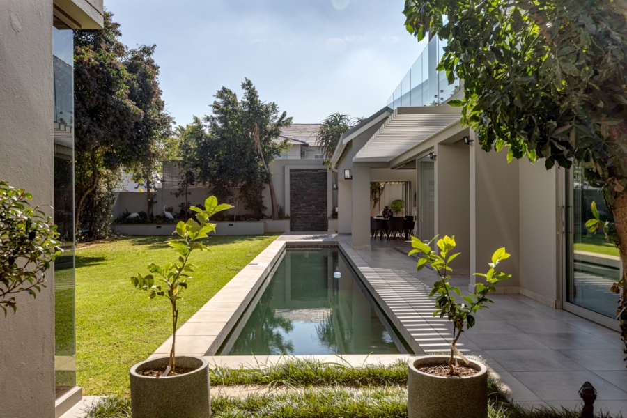 To Let 4 Bedroom Property for Rent in Bryanston Gauteng