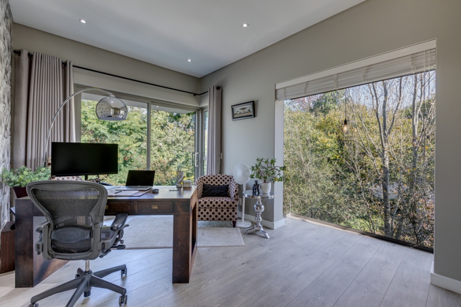 To Let 4 Bedroom Property for Rent in Bryanston Gauteng