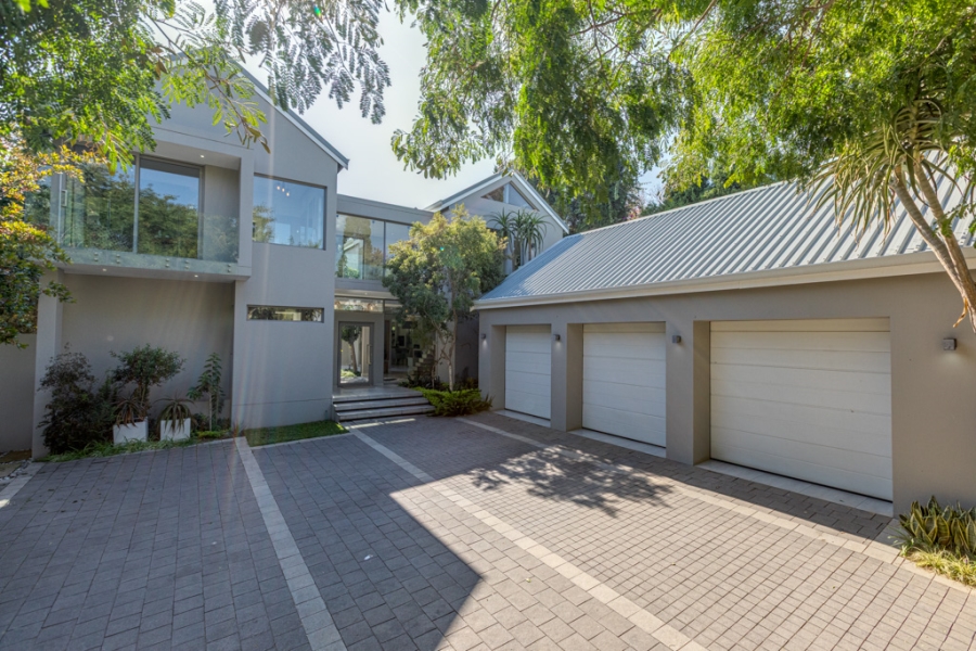To Let 4 Bedroom Property for Rent in Bryanston Gauteng