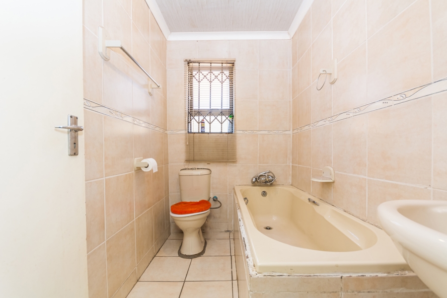 3 Bedroom Property for Sale in Pimville Zone 4 Gauteng
