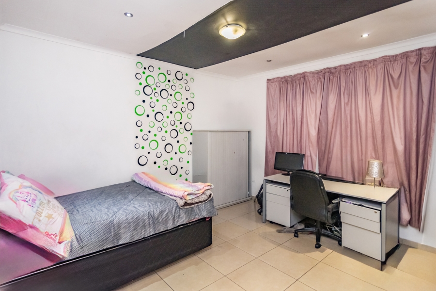 3 Bedroom Property for Sale in Florida Gauteng
