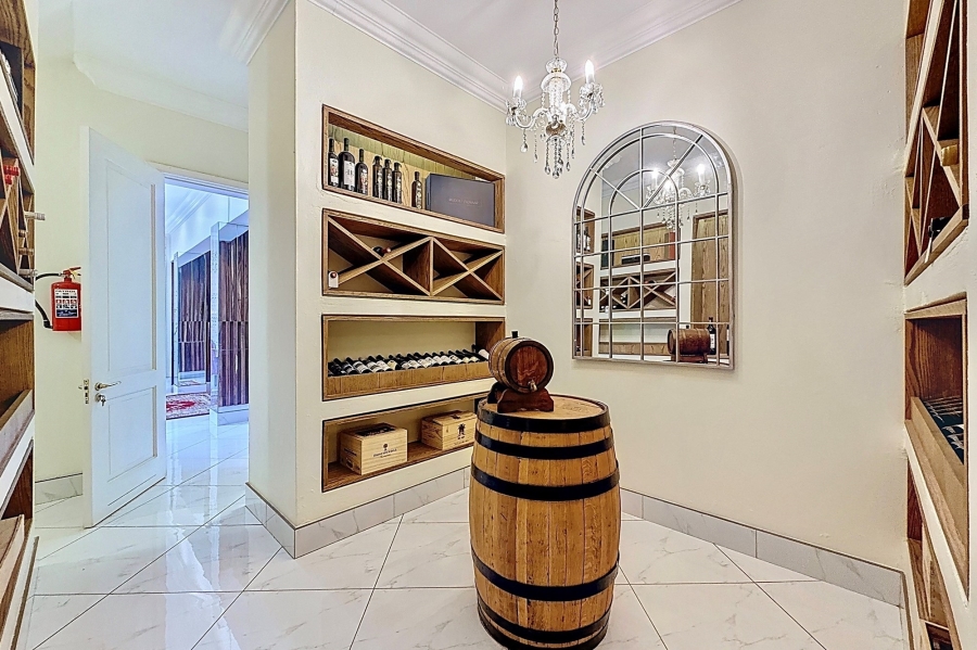 5 Bedroom Property for Sale in Mooikloof Equestrian Estate Gauteng