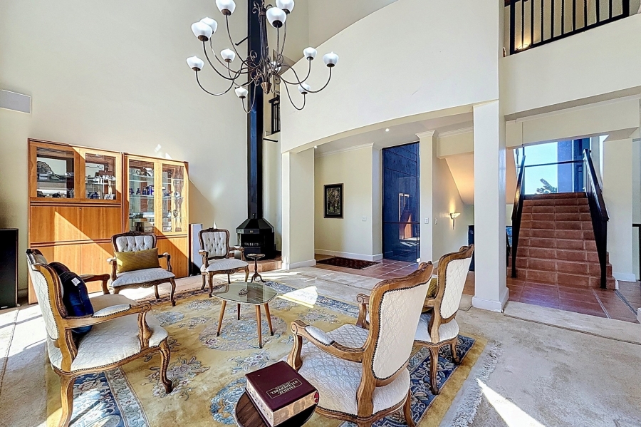 5 Bedroom Property for Sale in Mooikloof Equestrian Estate Gauteng