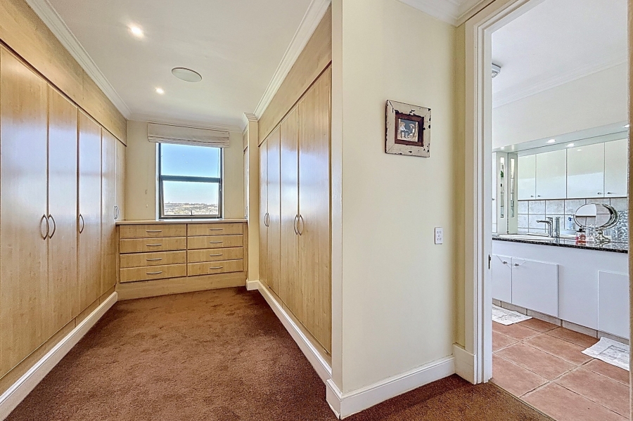 5 Bedroom Property for Sale in Mooikloof Equestrian Estate Gauteng