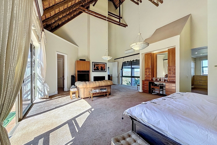5 Bedroom Property for Sale in Mooikloof Equestrian Estate Gauteng