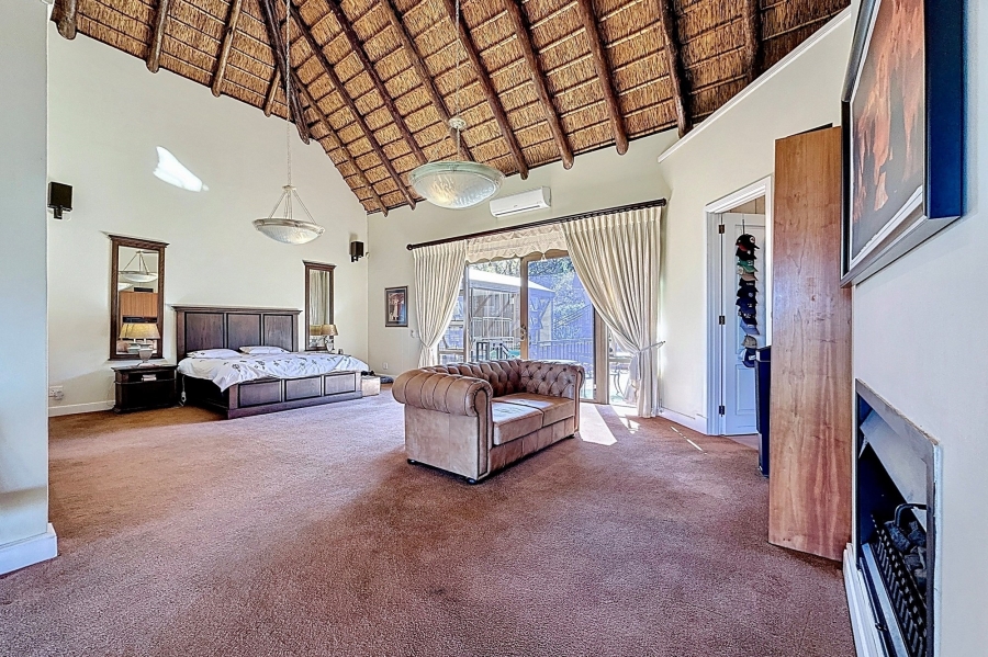 5 Bedroom Property for Sale in Mooikloof Equestrian Estate Gauteng