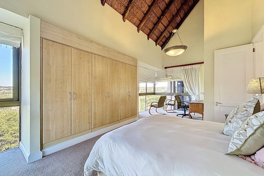 5 Bedroom Property for Sale in Mooikloof Equestrian Estate Gauteng
