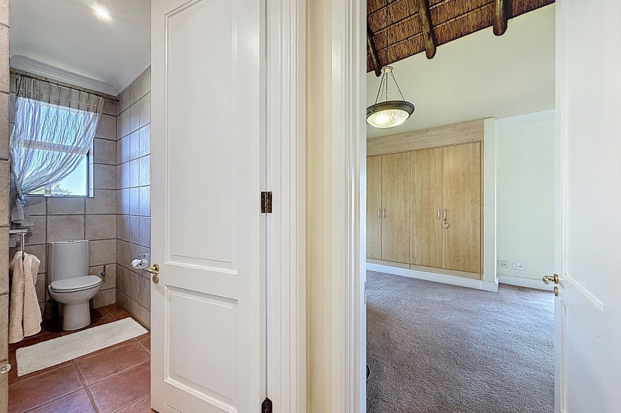 5 Bedroom Property for Sale in Mooikloof Equestrian Estate Gauteng