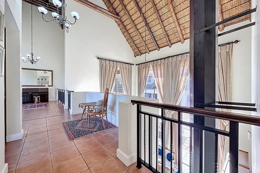 5 Bedroom Property for Sale in Mooikloof Equestrian Estate Gauteng
