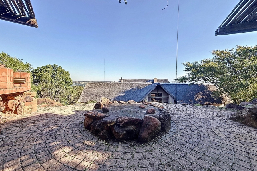 5 Bedroom Property for Sale in Mooikloof Equestrian Estate Gauteng