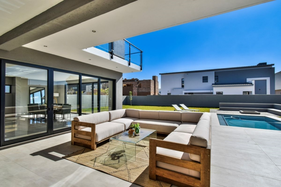 4 Bedroom Property for Sale in Midstream Heights Gauteng