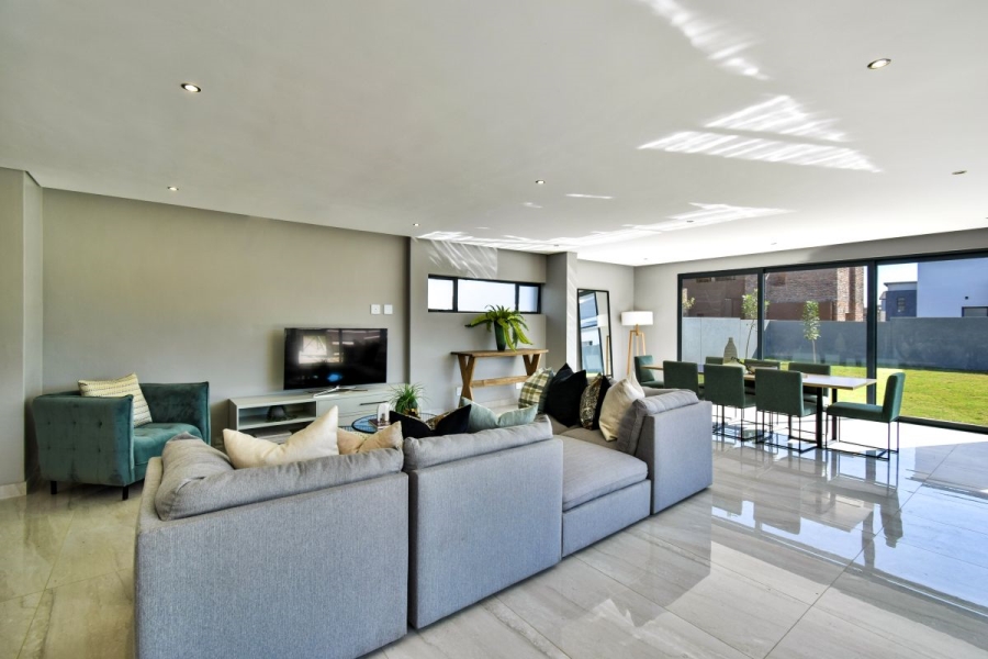 4 Bedroom Property for Sale in Midstream Heights Gauteng