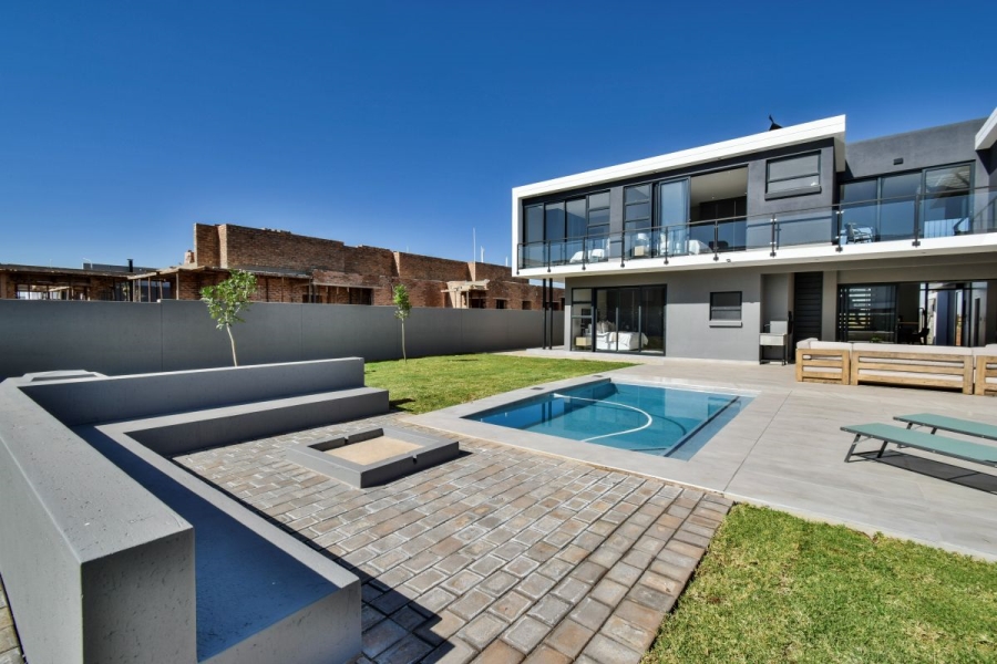 4 Bedroom Property for Sale in Midstream Heights Gauteng