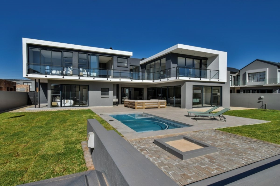 4 Bedroom Property for Sale in Midstream Heights Gauteng