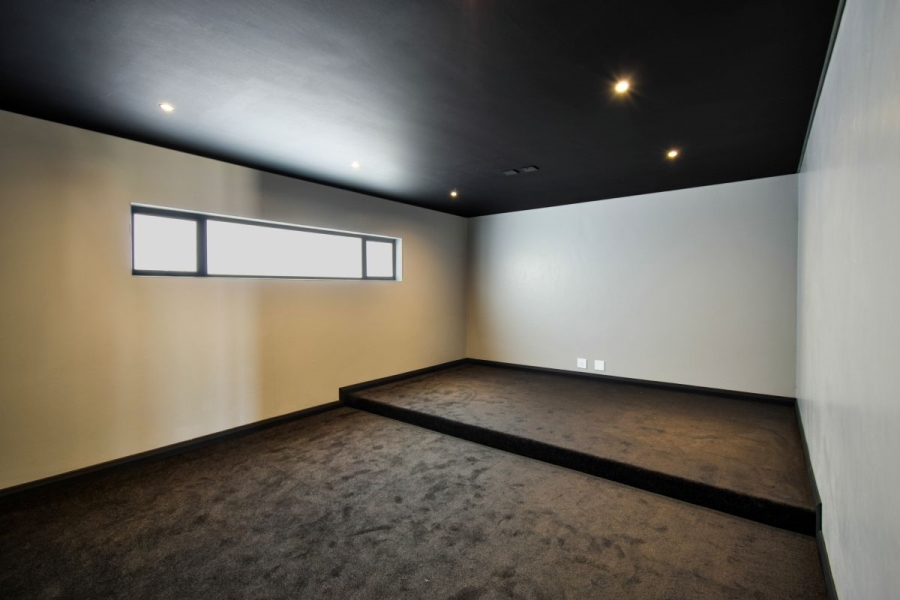 4 Bedroom Property for Sale in Midstream Heights Gauteng