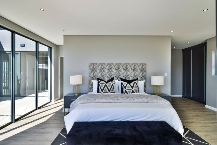 4 Bedroom Property for Sale in Midstream Heights Gauteng