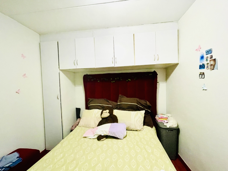 2 Bedroom Property for Sale in Erand Gardens Gauteng