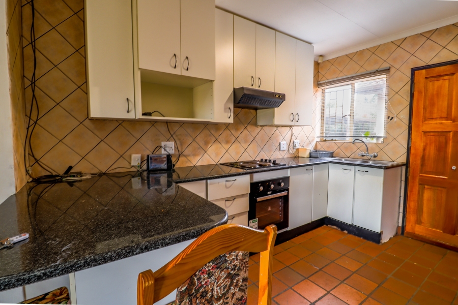 2 Bedroom Property for Sale in Pierre Van Ryneveld Gauteng