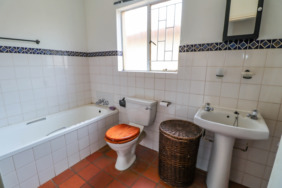 2 Bedroom Property for Sale in Pierre Van Ryneveld Gauteng