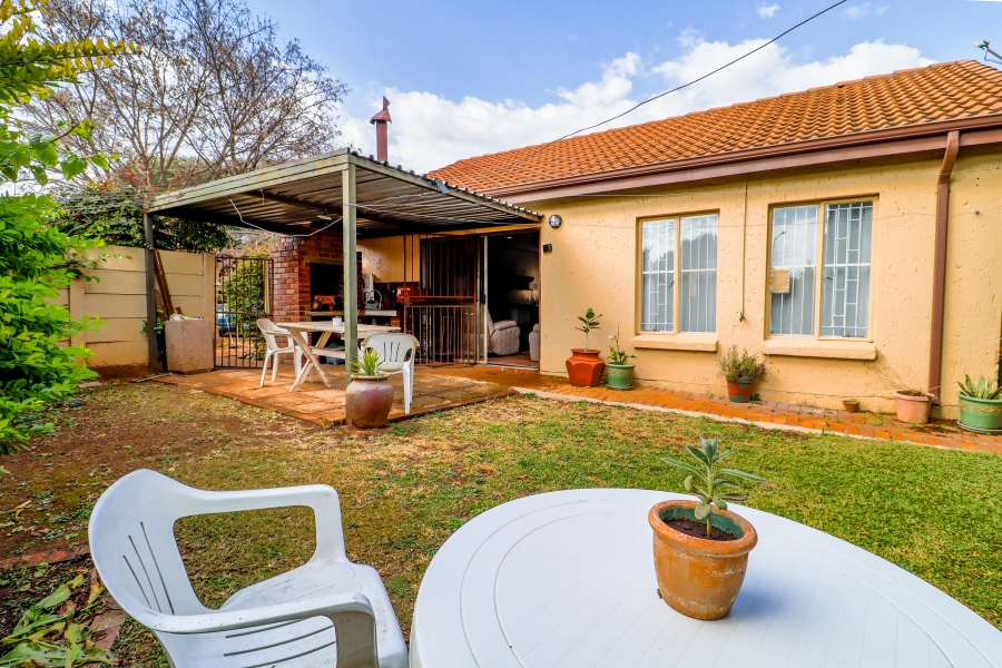 2 Bedroom Property for Sale in Pierre Van Ryneveld Gauteng
