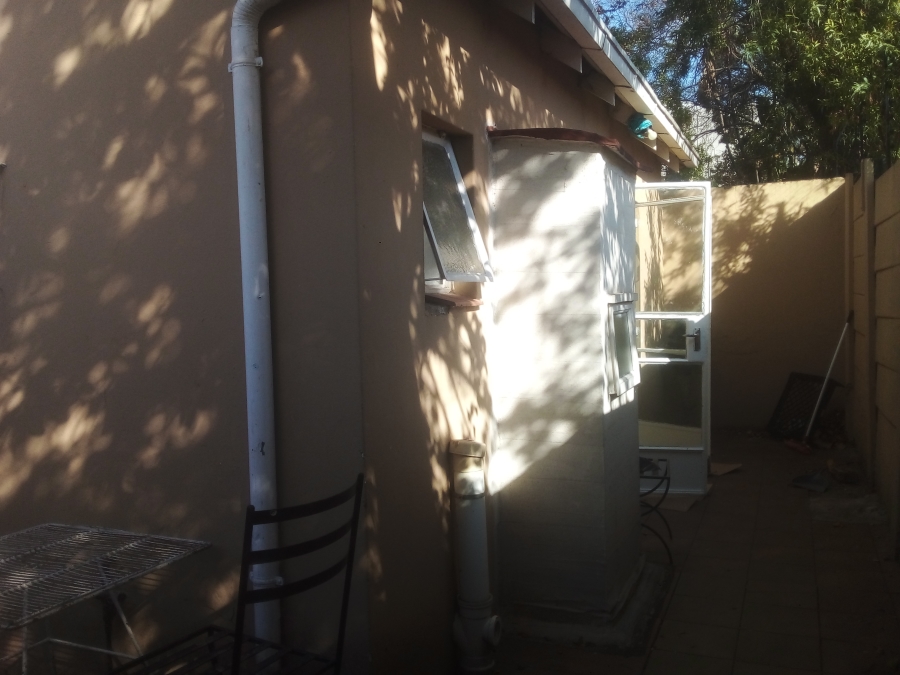 18 Bedroom Property for Sale in Edenburg Gauteng
