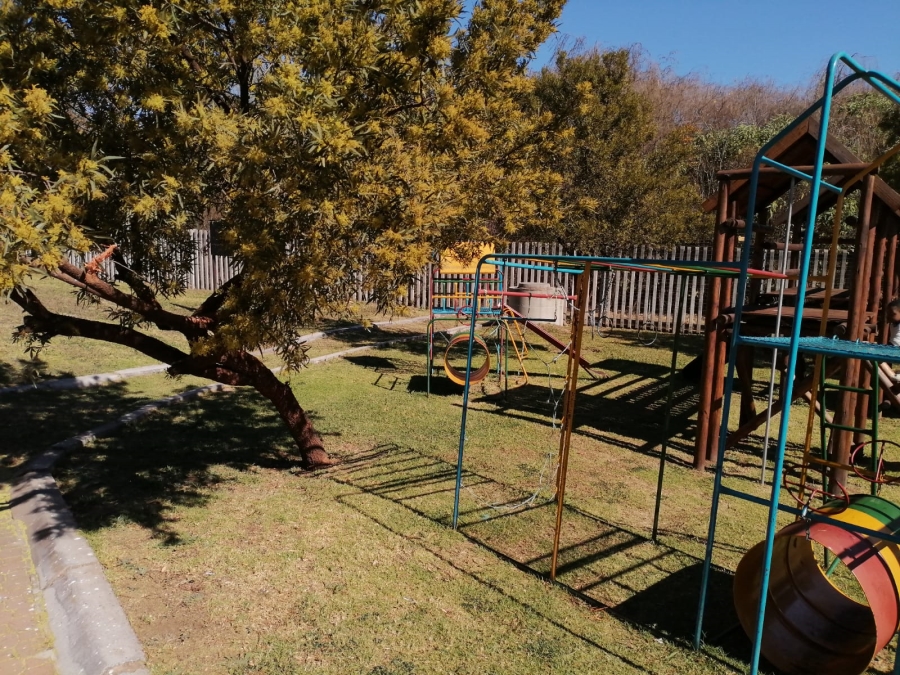 2 Bedroom Property for Sale in Pretorius Park Gauteng